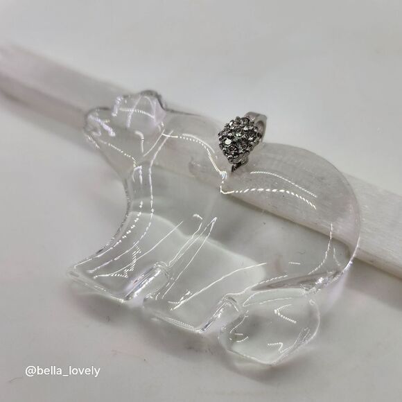Clear Carved Crystal Bear Pendant with Sparkly Bail - Picture 4 of 5